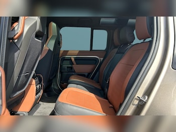 Used Land Rover Defender 2025 for sale - 75982318: Photo