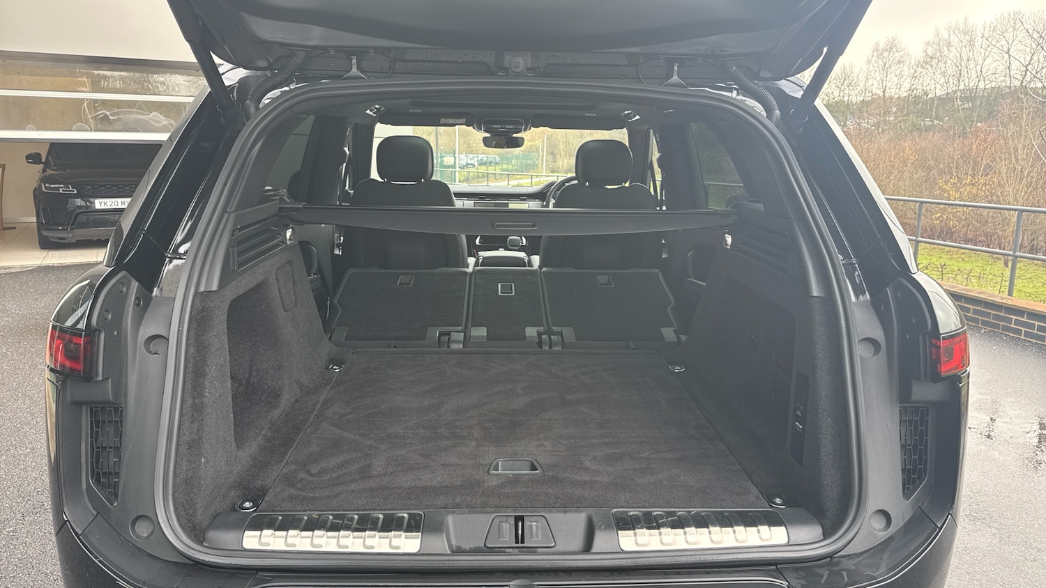 Used Land Rover Range Rover Sport 2024 for sale - 77515342: Photo 10