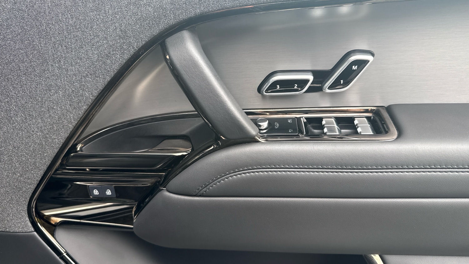 Used Land Rover Range Rover Sport 2024 for sale - 77515342: Photo 20