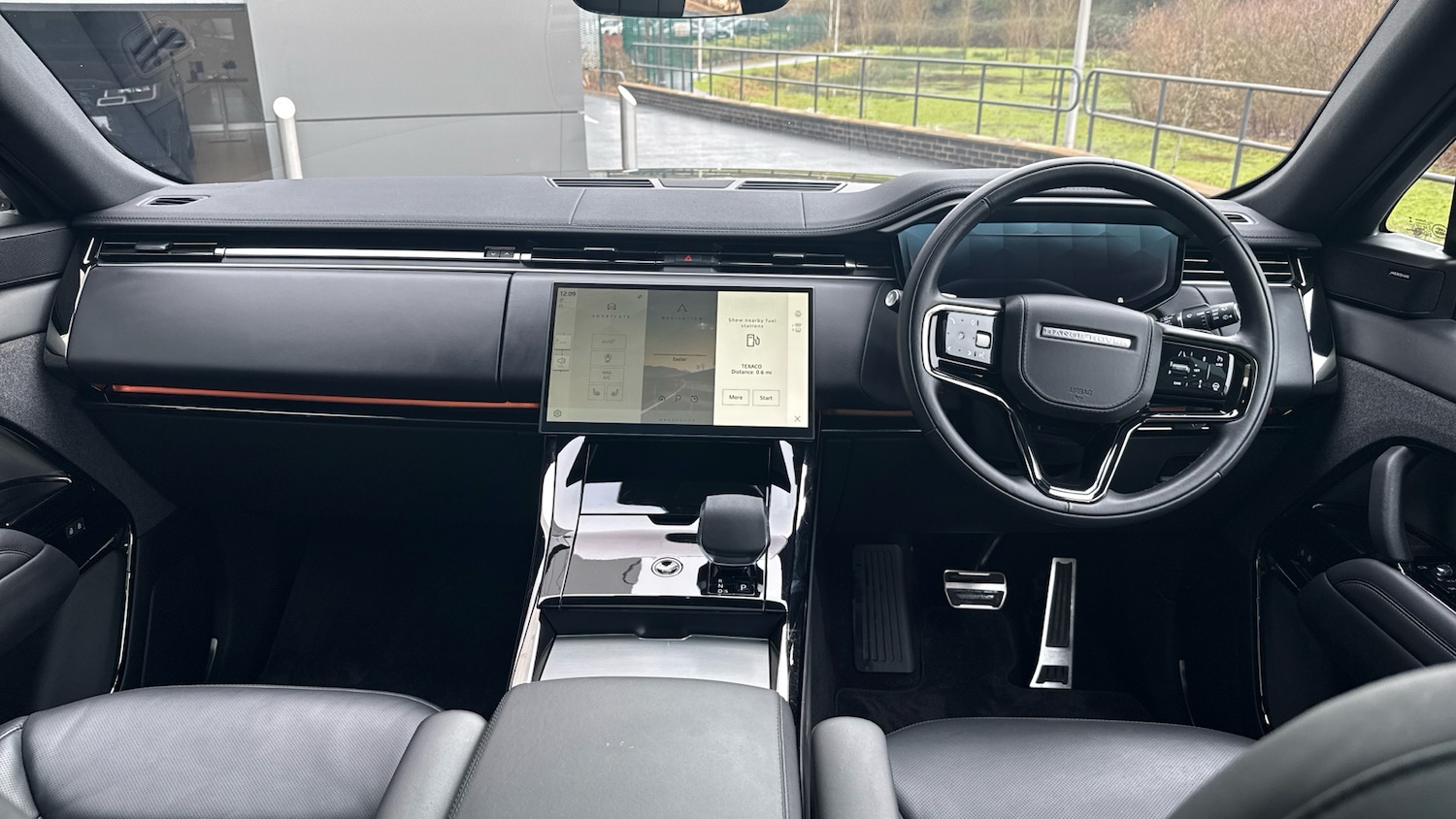 Used Land Rover Range Rover Sport 2024 for sale - 77515342: Photo 9