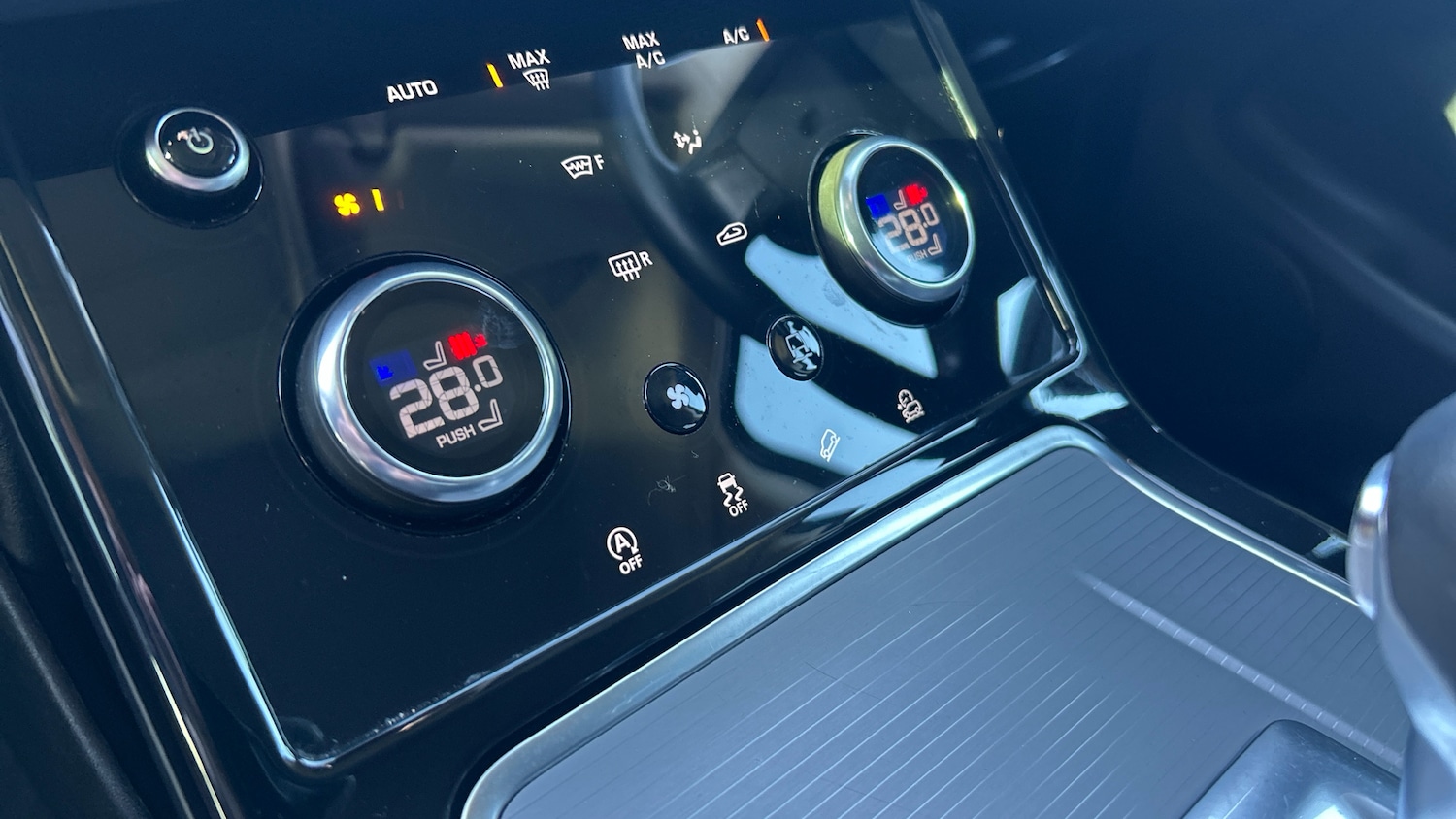 Used Land Rover Range Rover Evoque 2019 for sale - 77641216: Photo 35