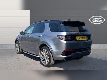 Used Land Rover Discovery Sport 2021 for sale - 79124296: Photo