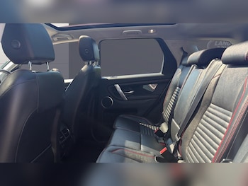 Used Land Rover Discovery Sport 2021 for sale - 79124296: Photo