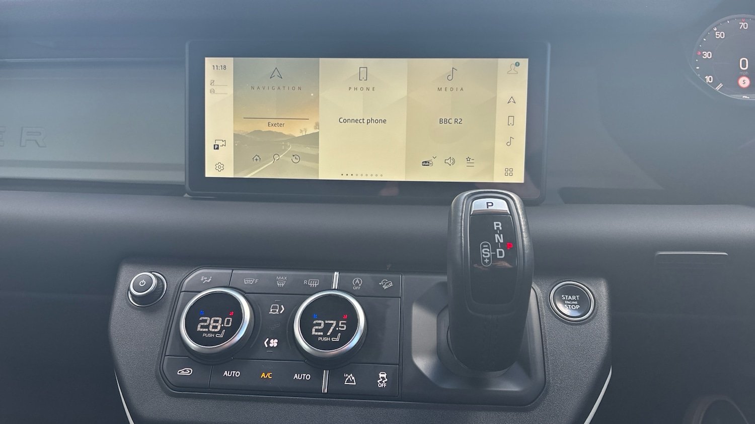 Used Land Rover Defender 2023 for sale - 77716043: Photo 14