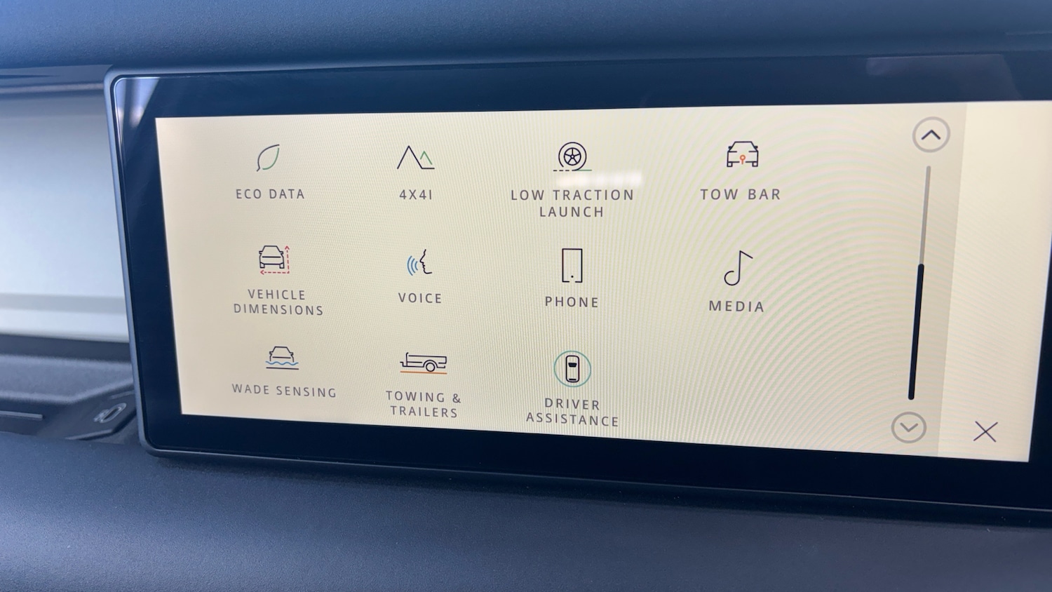 Used Land Rover Defender 2023 for sale - 77716043: Photo 36