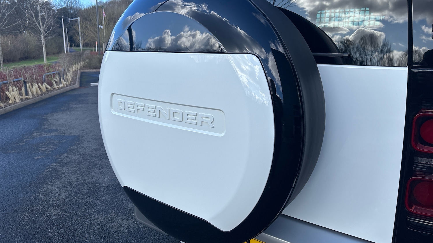 Used Land Rover Defender 2023 for sale - 77716043: Photo 44