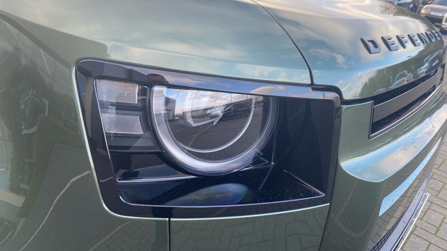 Used Land Rover Defender 2025 for sale - 77078975: Photo 17