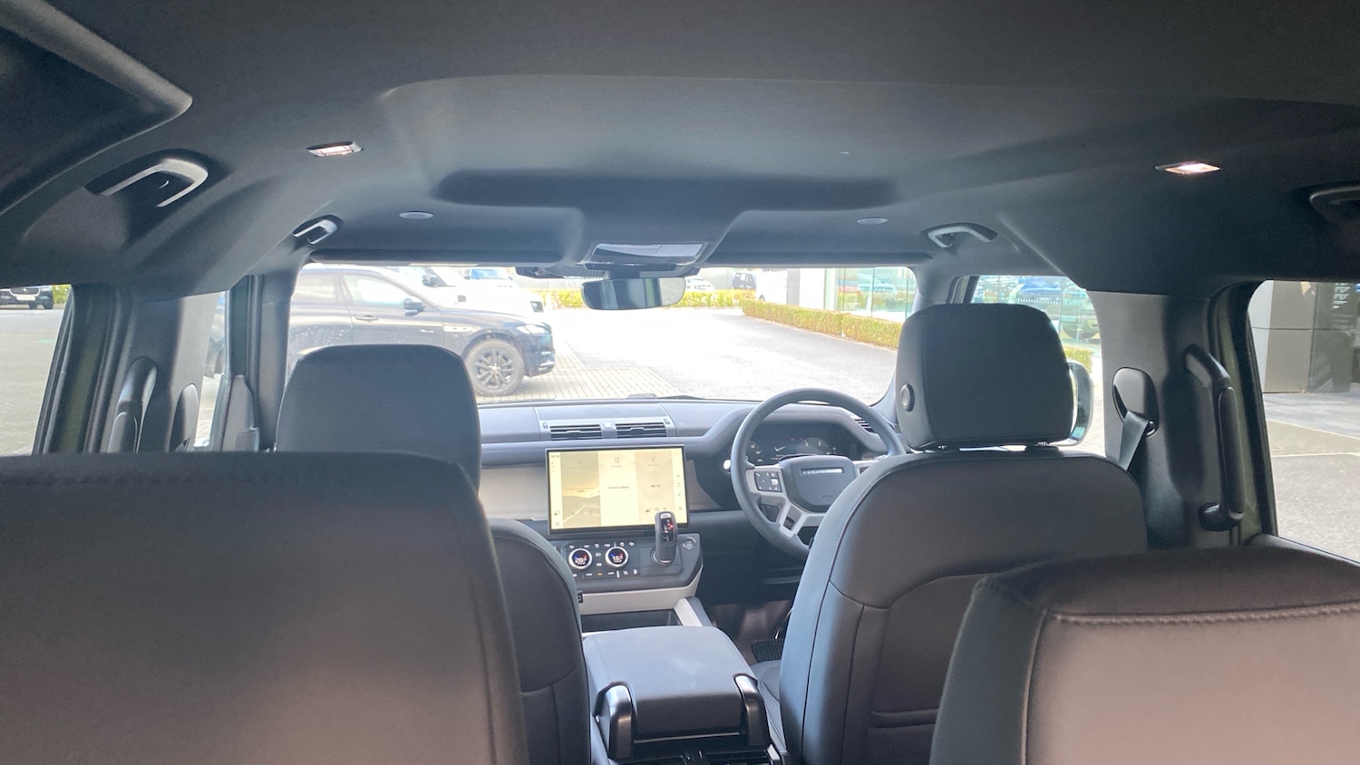 Used Land Rover Defender 2025 for sale - 77078975: Photo 37