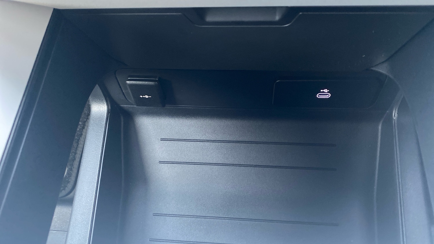 Used Land Rover Defender 2025 for sale - 77078975: Photo 40