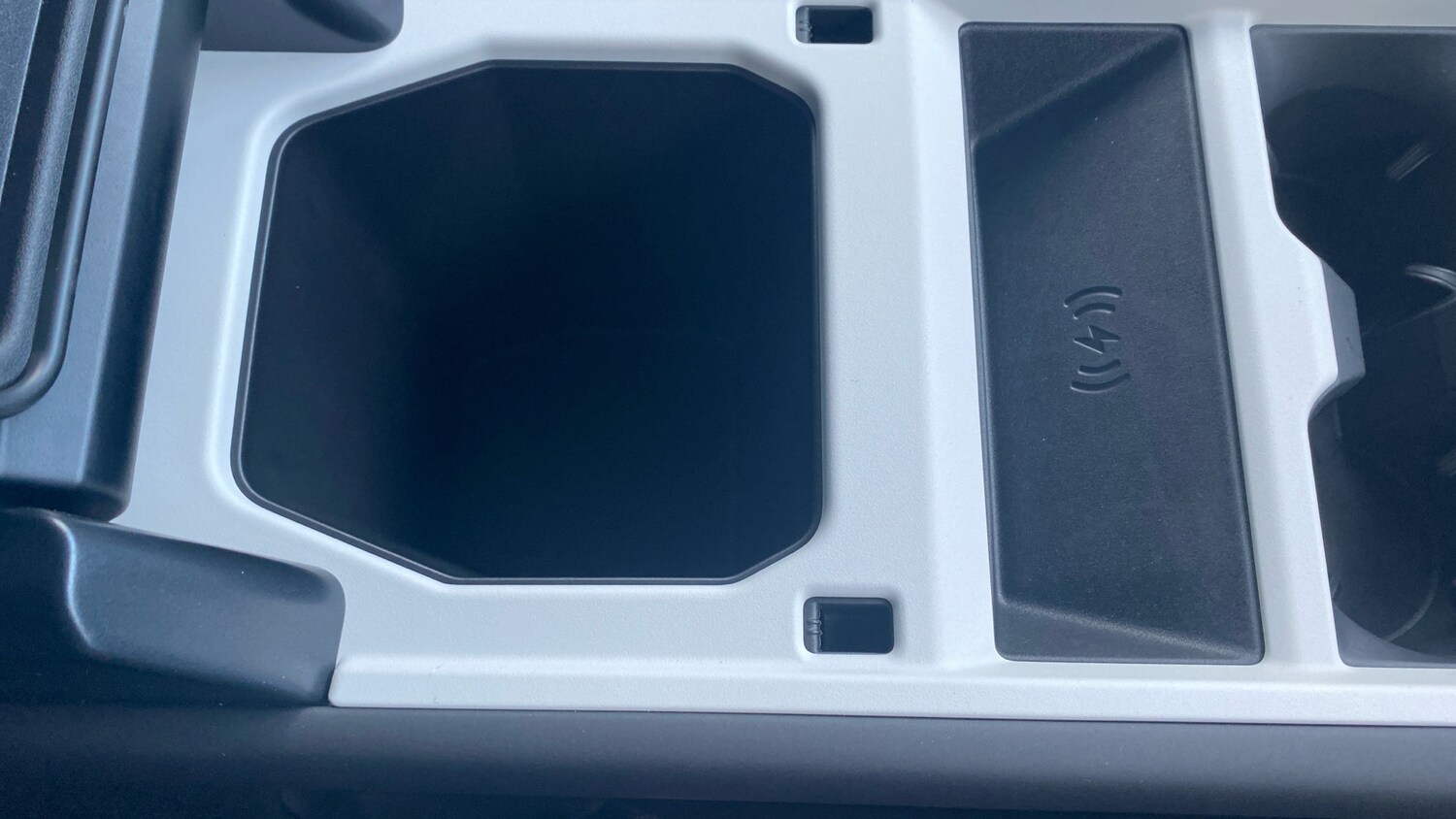 Used Land Rover Defender 2025 for sale - 77078975: Photo 43