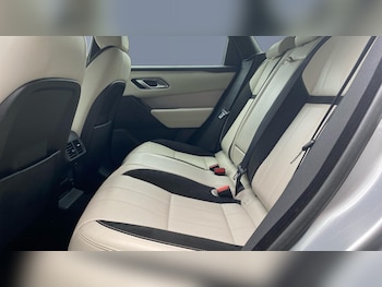 Used Land Rover Range Rover Velar 2018 for sale - 75627088: Photo