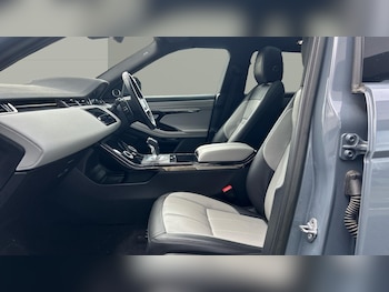 Used Land Rover Range Rover Evoque 2023 for sale - 77618781: Photo