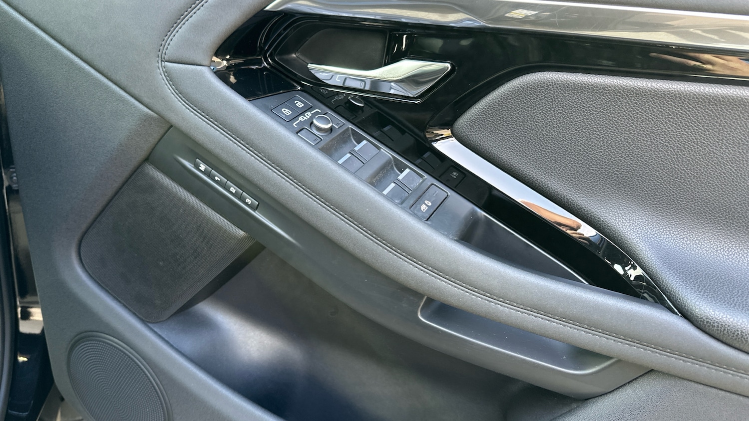 Used Land Rover Range Rover Evoque 2022 for sale - 76290451: Photo 41