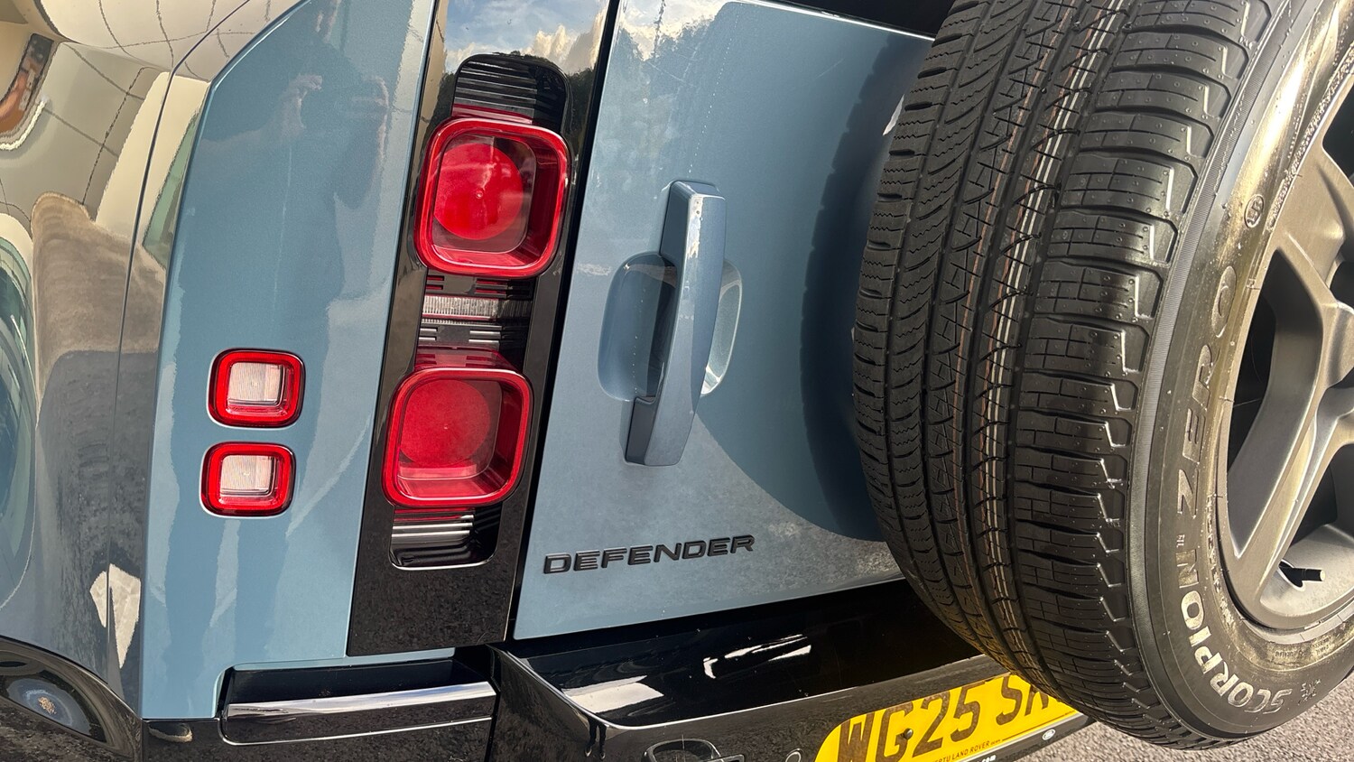 Used Land Rover Defender 2025 for sale - 76384882: Photo 19