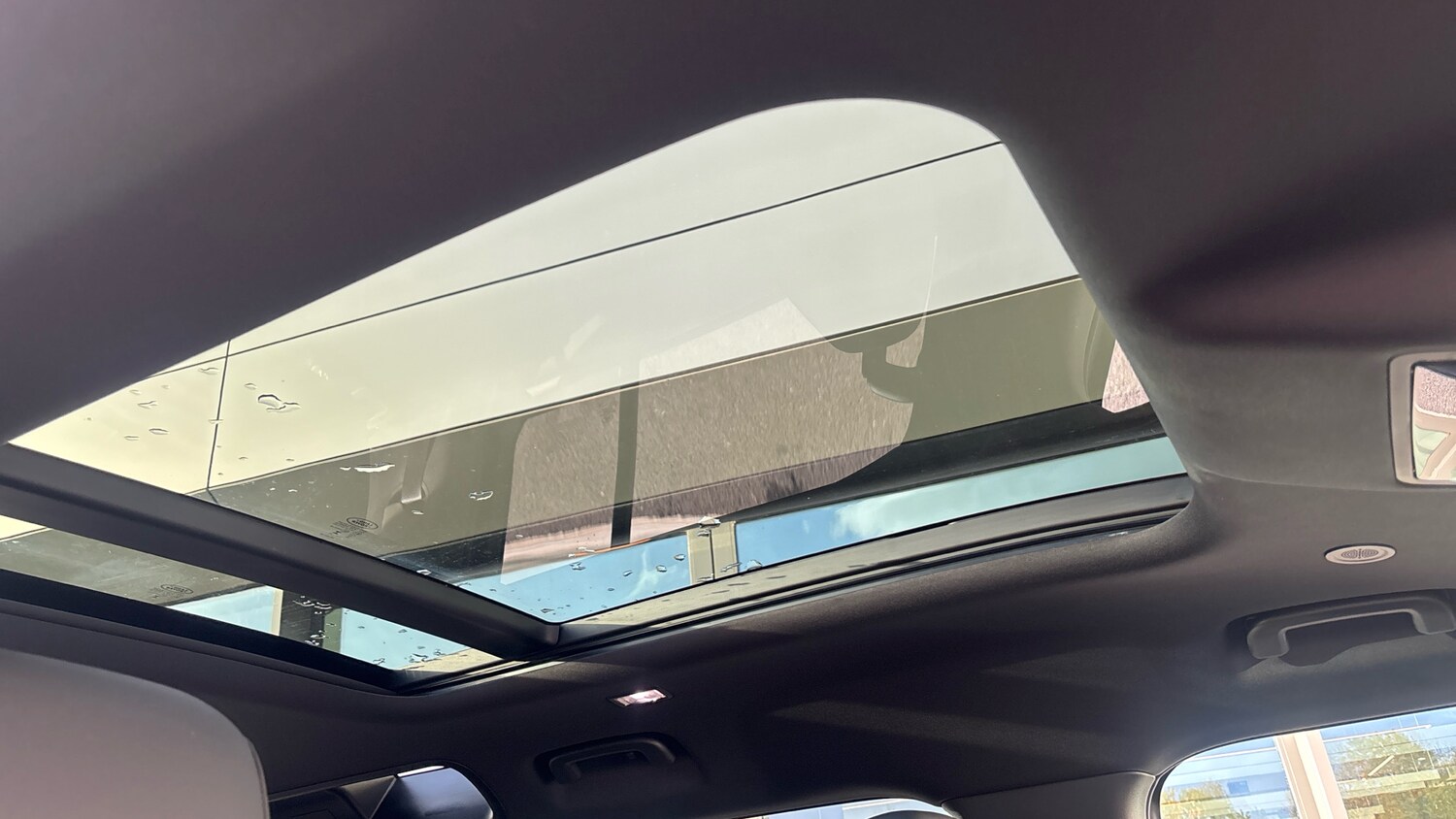 Used Land Rover Defender 2025 for sale - 76384882: Photo 21