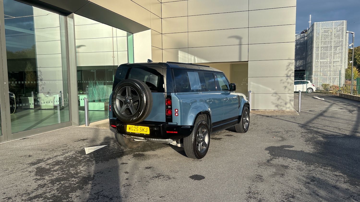 Used Land Rover Defender 2025 for sale - 76384882: Photo 27