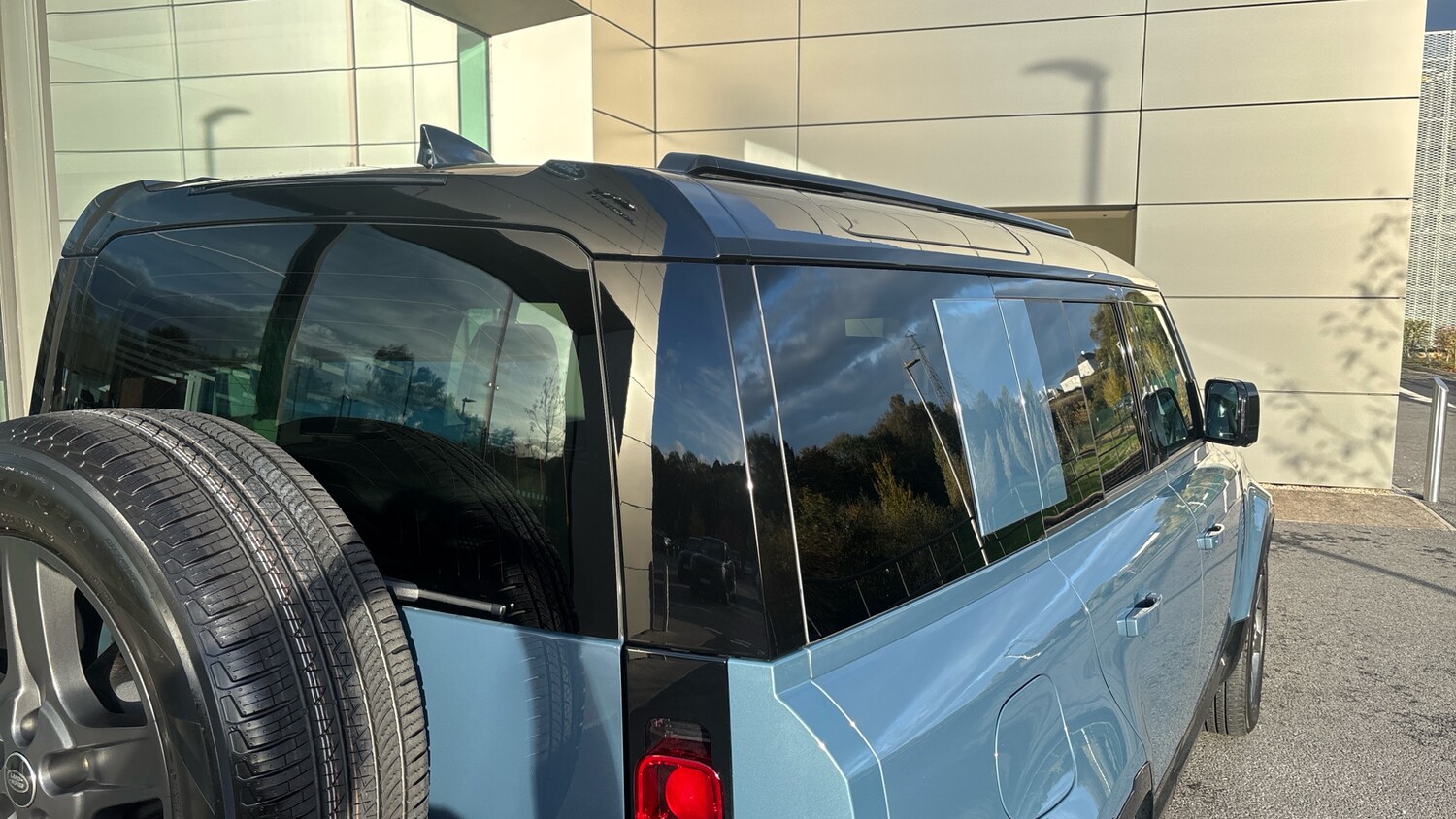 Used Land Rover Defender 2025 for sale - 76384882: Photo 29