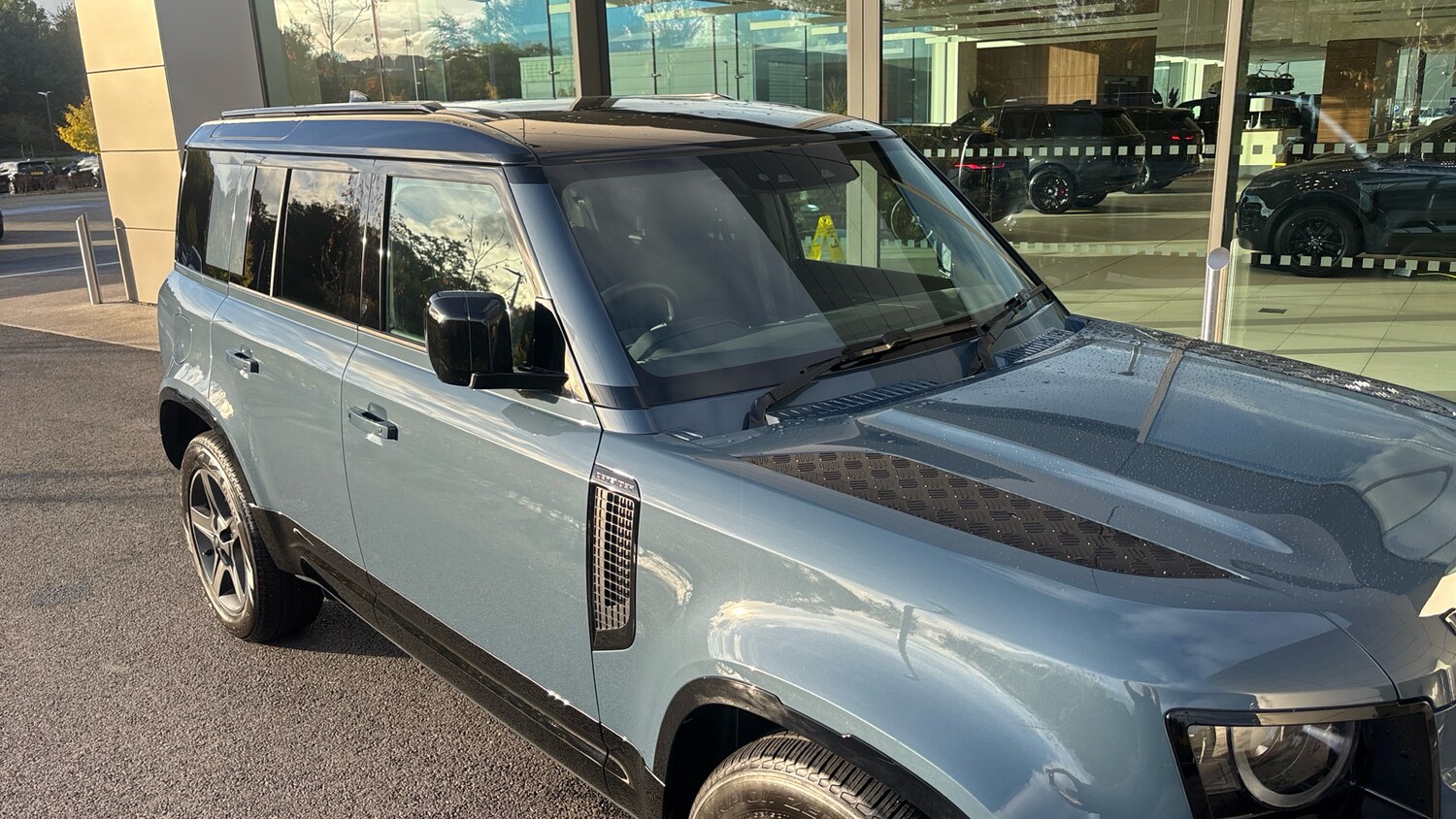 Used Land Rover Defender 2025 for sale - 76384882: Photo 37