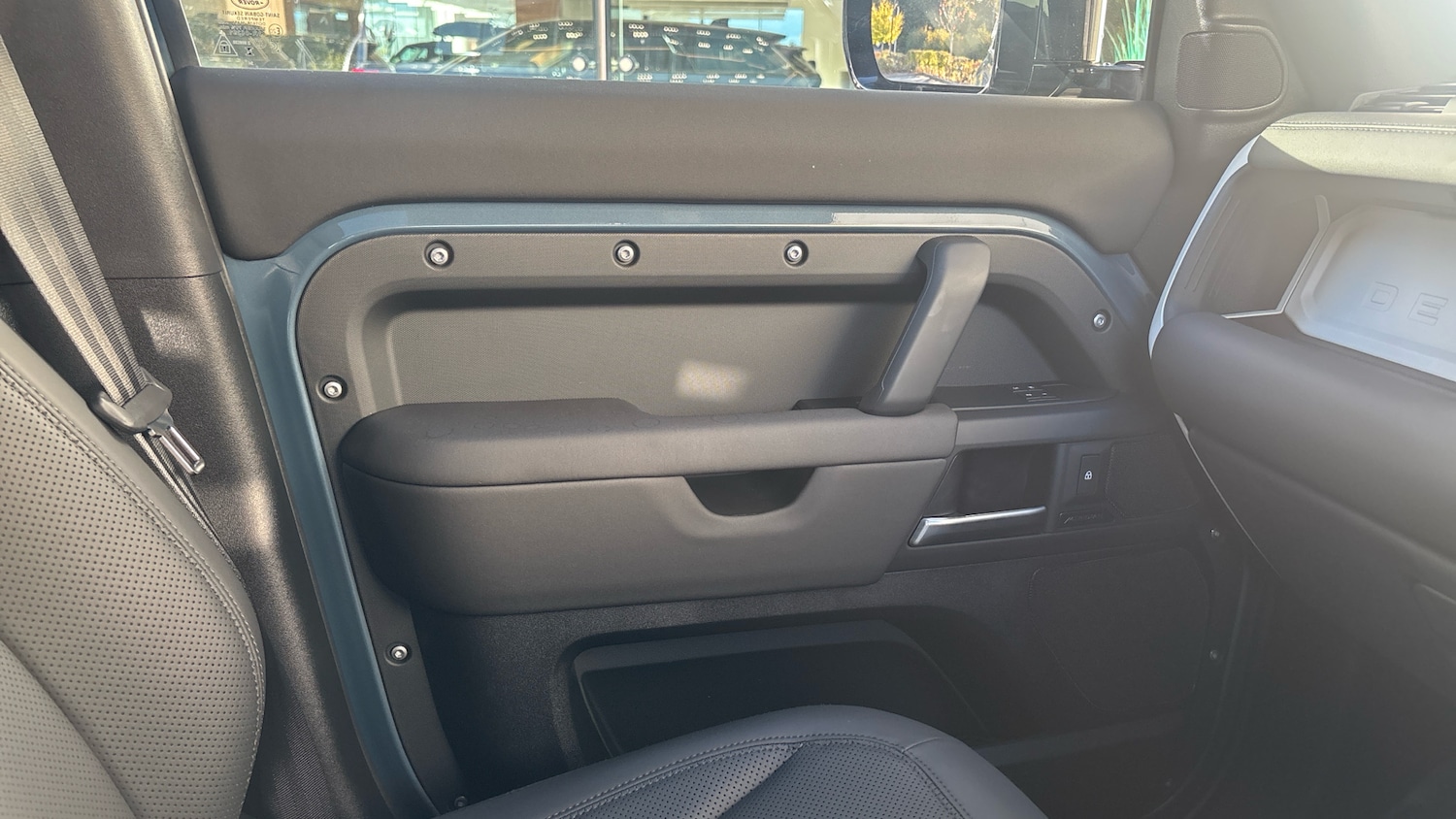 Used Land Rover Defender 2025 for sale - 76384882: Photo 51