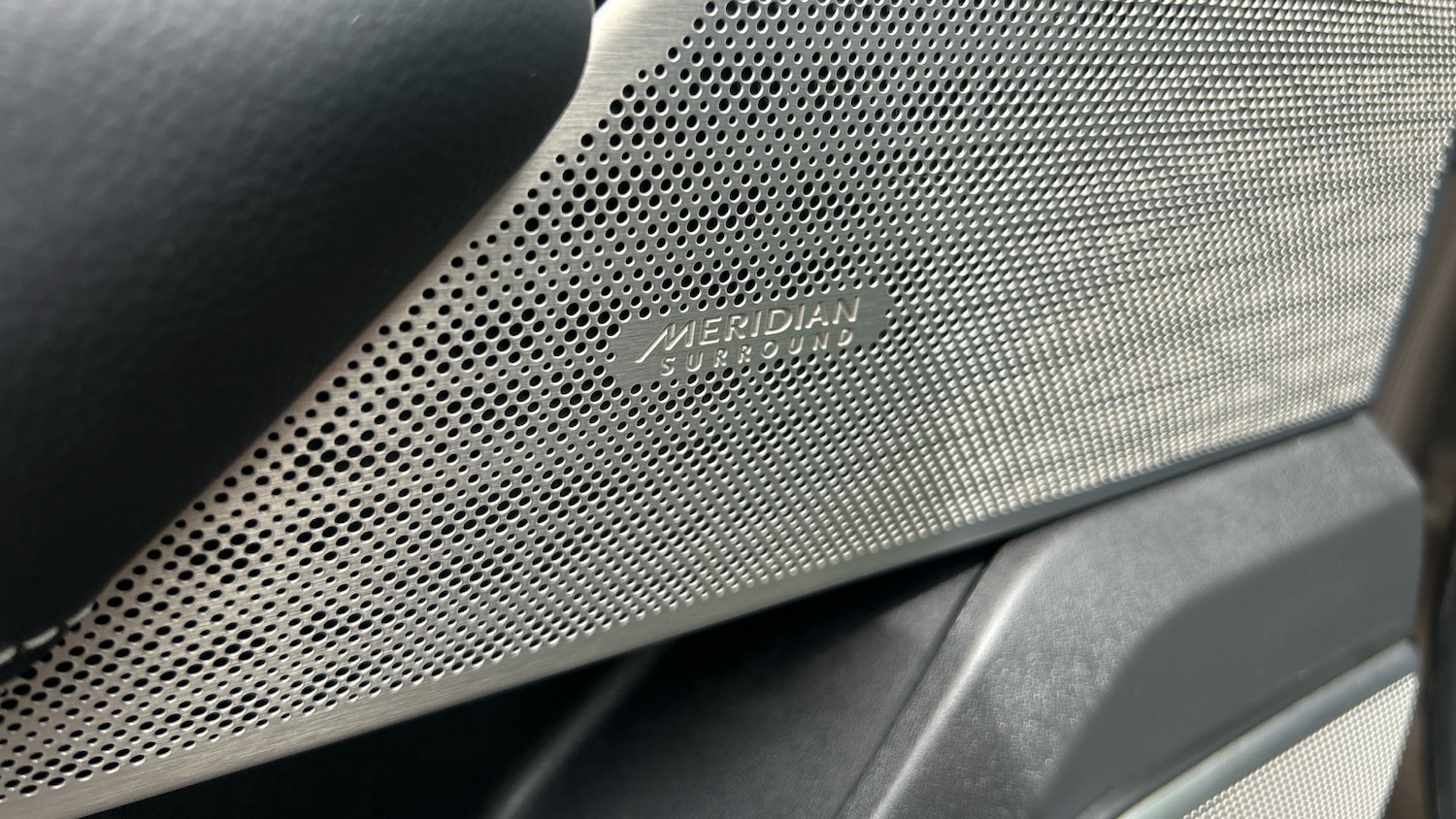 Used Land Rover Range Rover Velar 2019 for sale - 76881533: Photo 44