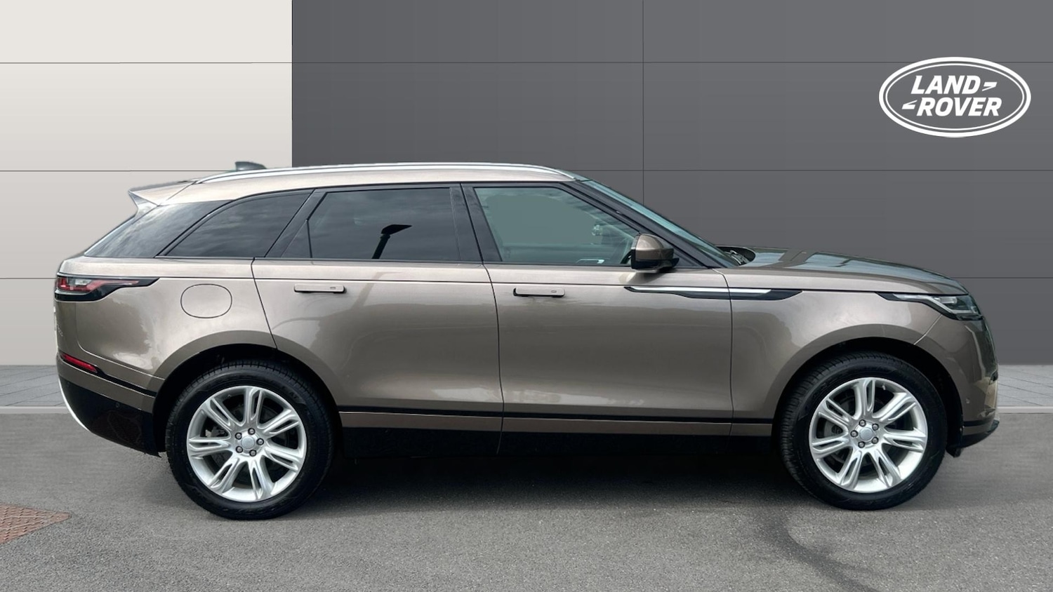 Used Land Rover Range Rover Velar 2019 for sale - 76881533: Photo 5