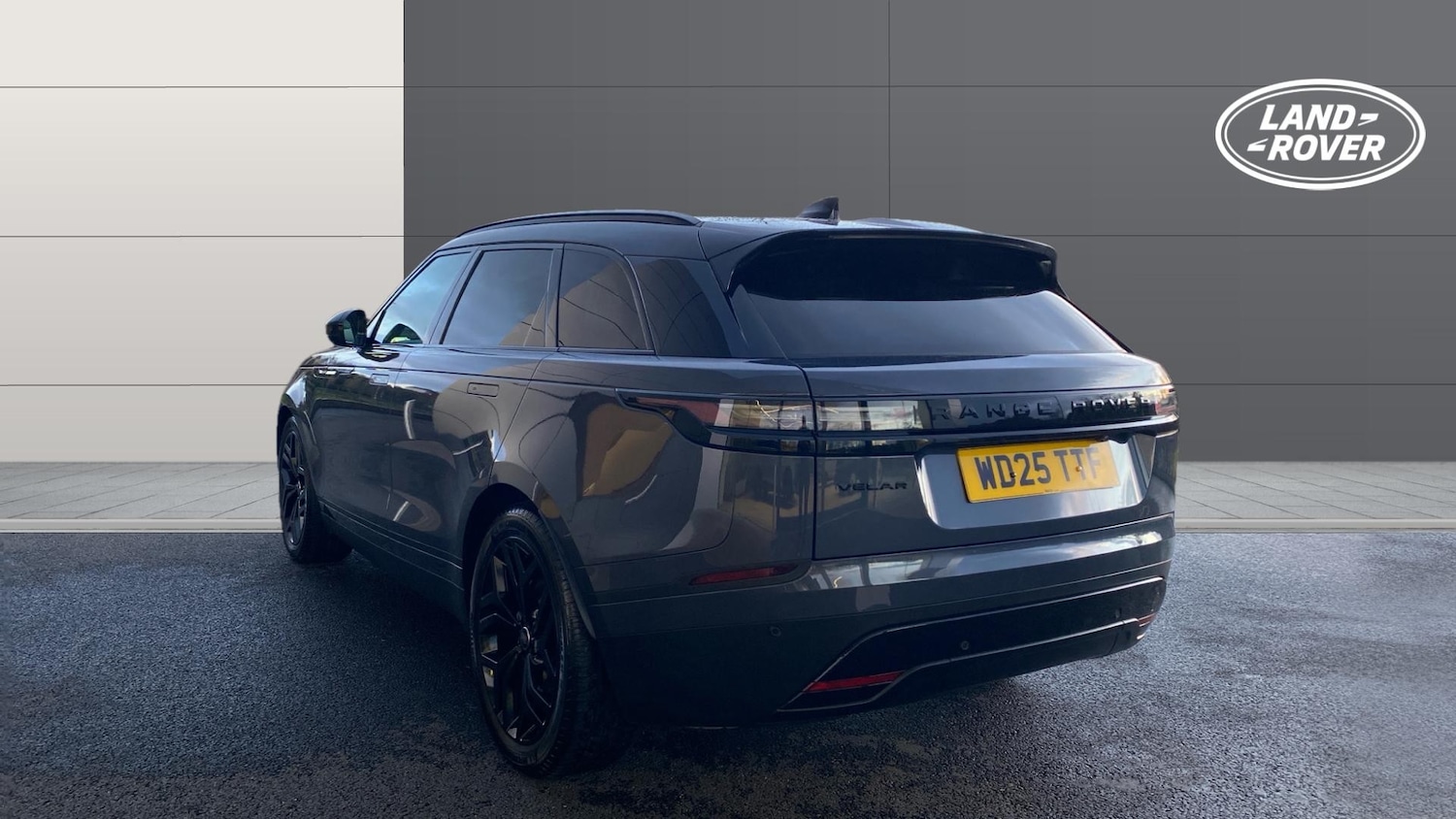 Used Land Rover Range Rover Velar 2025 for sale - 76831531: Photo 2