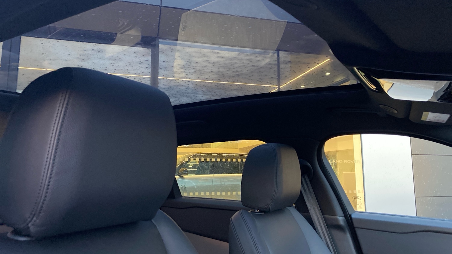 Used Land Rover Range Rover Velar 2025 for sale - 76831531: Photo 26
