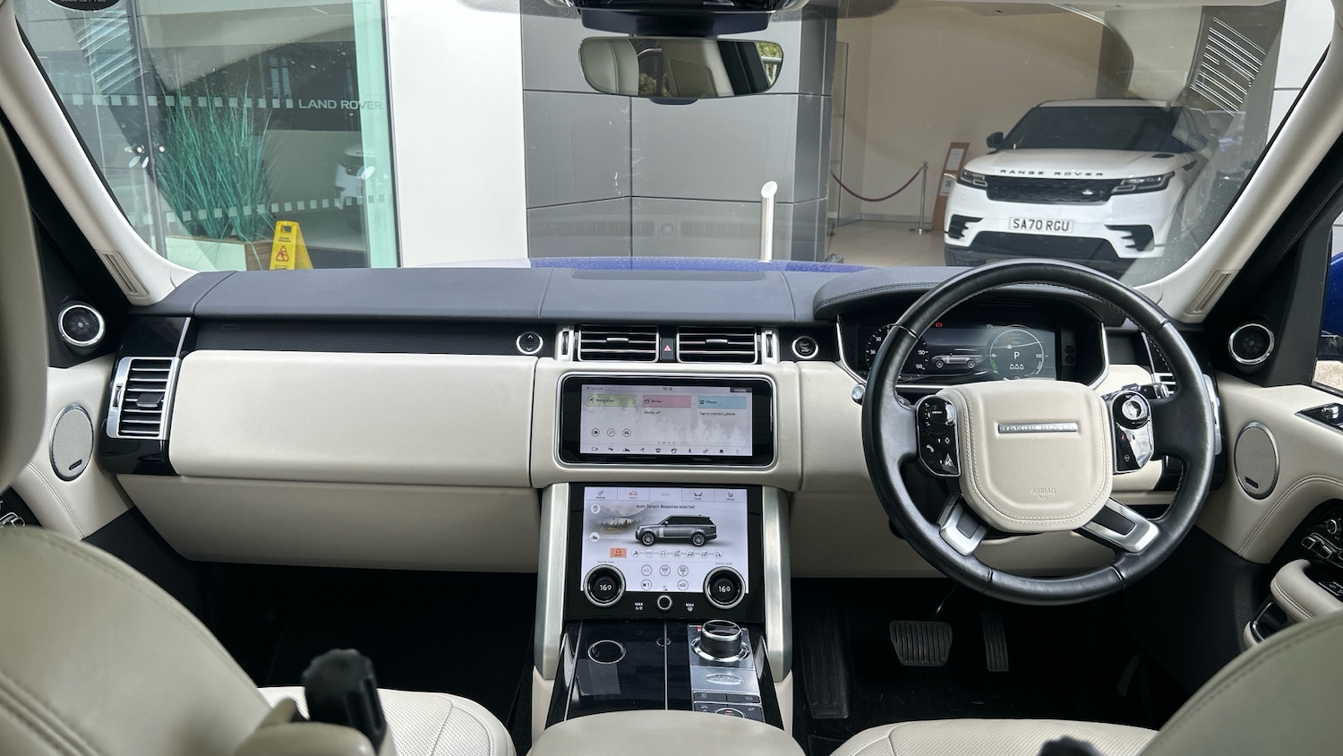 Used Land Rover Range Rover 2018 for sale - 76143560: Photo 9