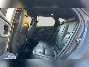 Used Jaguar F-Pace 2019 for sale - 77026012: Photo