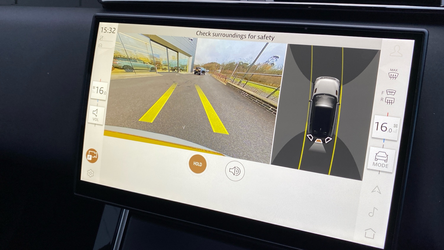 Used Land Rover Range Rover Velar 2023 for sale - 76908426: Photo 12