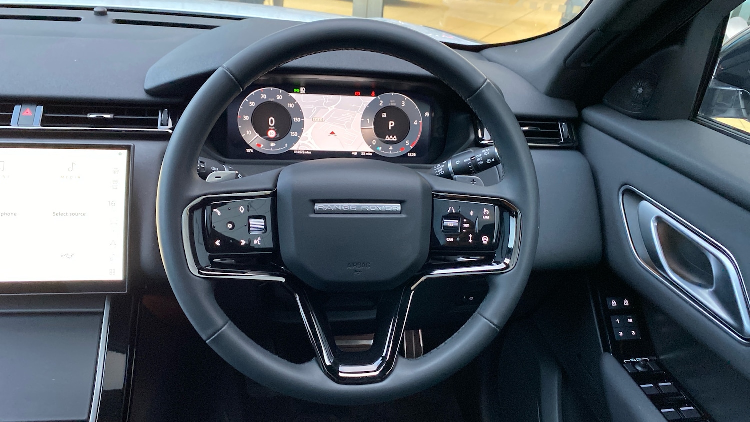 Used Land Rover Range Rover Velar 2023 for sale - 76908426: Photo 15