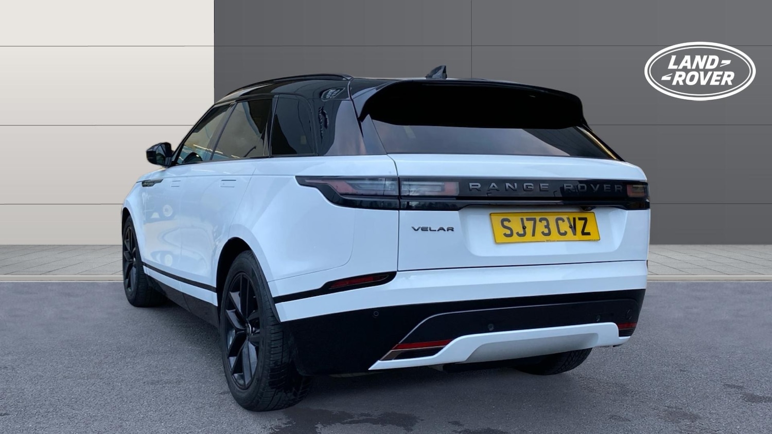 Used Land Rover Range Rover Velar 2023 for sale - 76908426: Photo 2