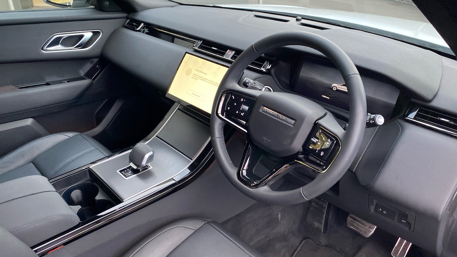 Used Land Rover Range Rover Velar 2023 for sale - 76908426: Photo 29