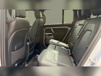 Used Land Rover Defender 2024 for sale - 78862601: Photo