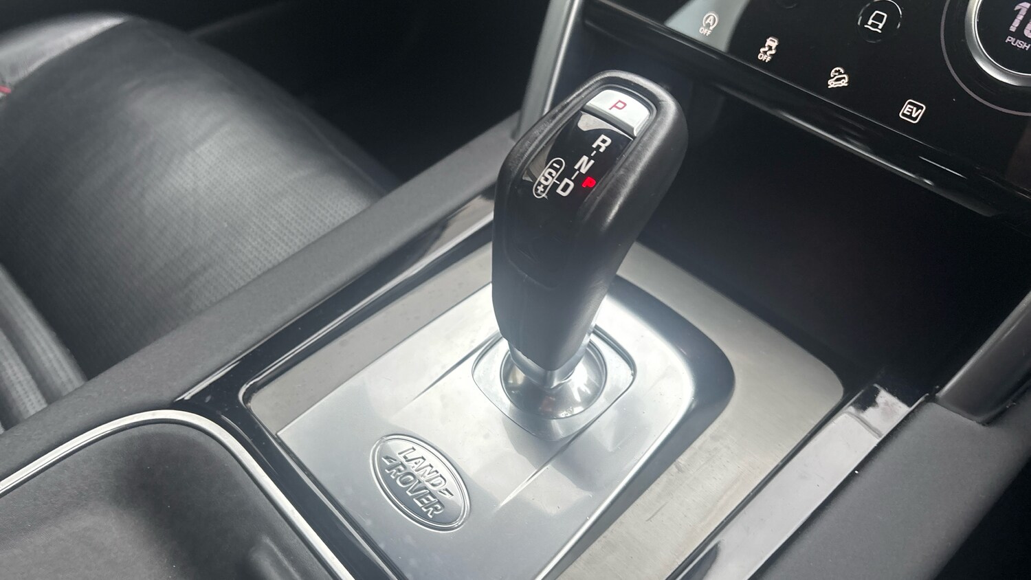 Used Land Rover Discovery Sport 2021 for sale - 77760524: Photo 13