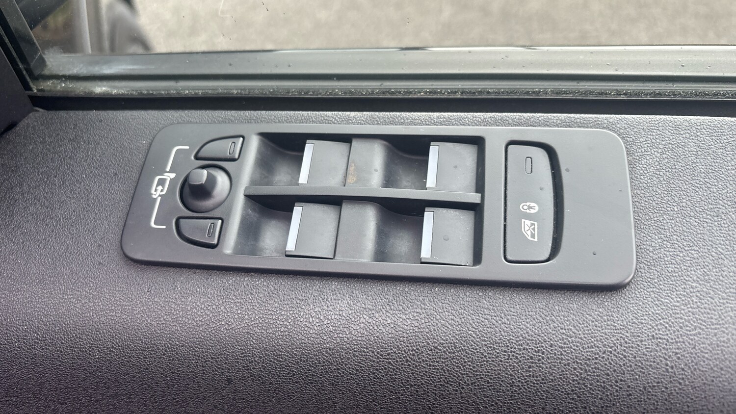 Used Land Rover Discovery Sport 2021 for sale - 77760524: Photo 25