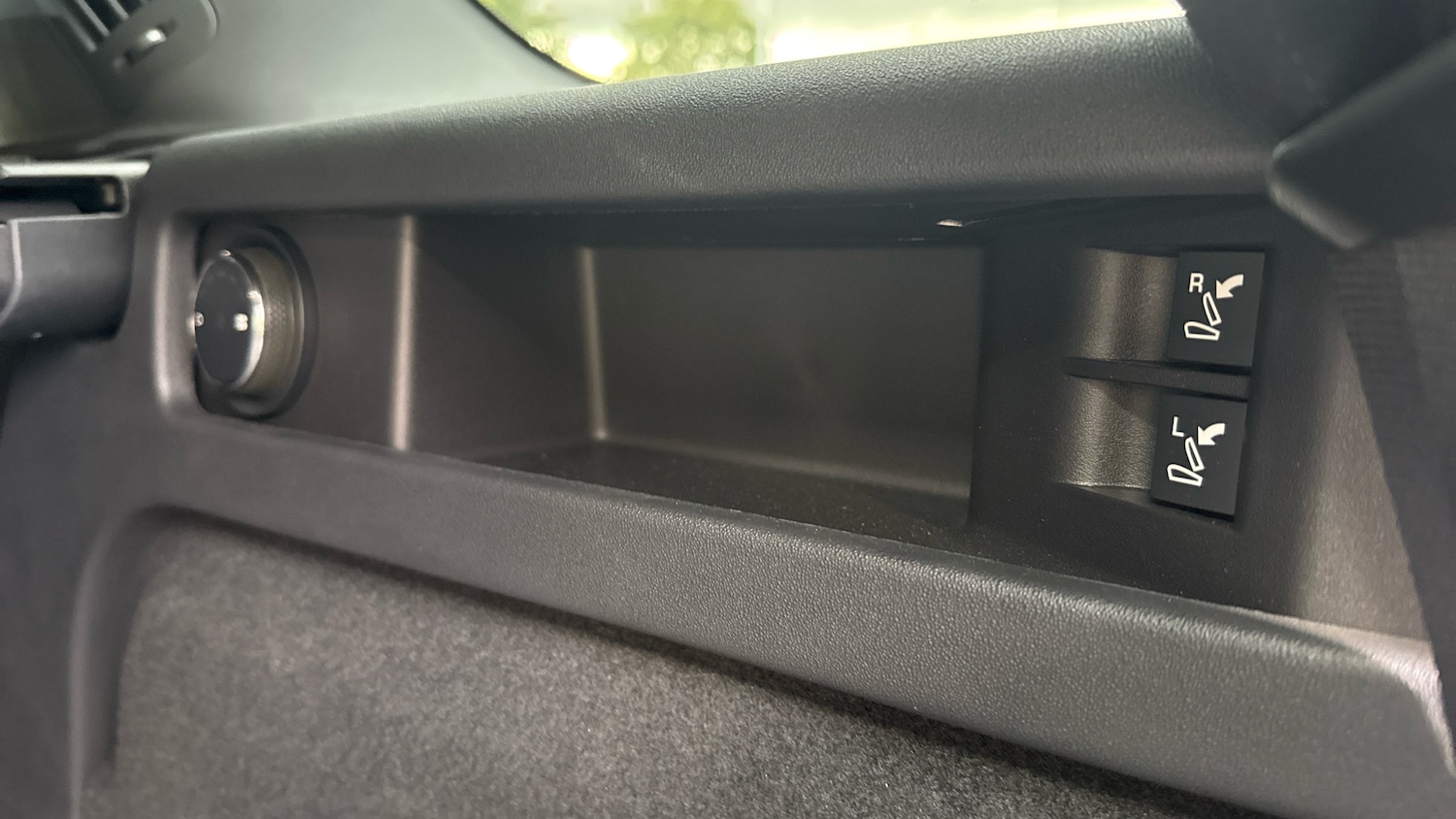 Used Land Rover Discovery Sport 2025 for sale - 76963193: Photo 28