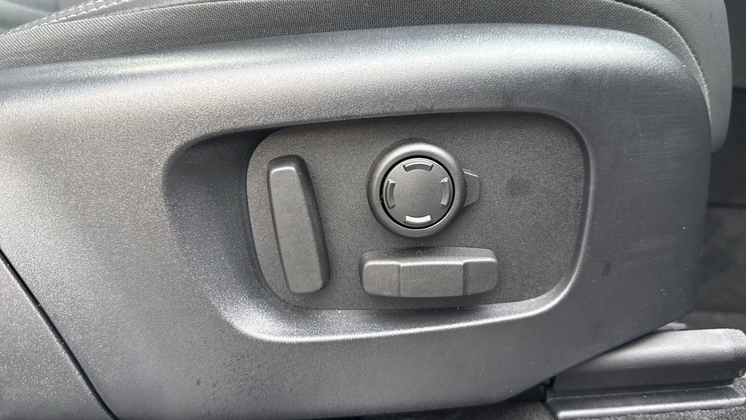 Used Land Rover Discovery Sport 2025 for sale - 76963193: Photo 31