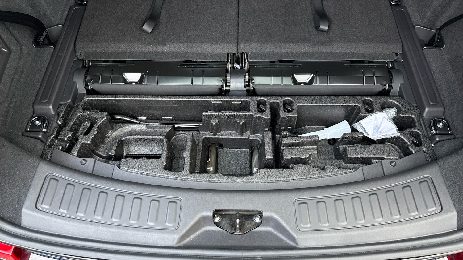 Used Land Rover Discovery Sport 2025 for sale - 76963193: Photo 43