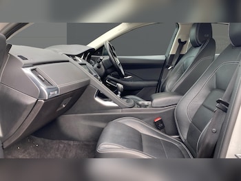 Used Jaguar E-Pace 2020 for sale - 78340999: Photo