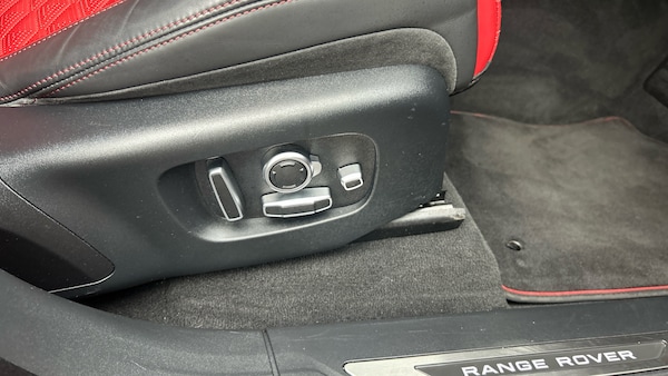 Used Land Rover Range Rover Velar 2020 for sale - 76252574: Photo 56