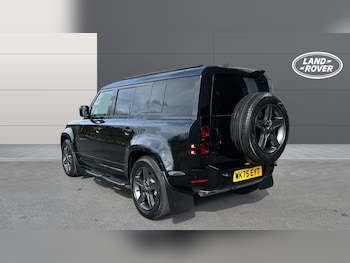 Used Land Rover Defender 2025 for sale - 78053439: Photo