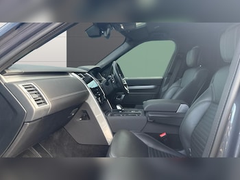 Used Land Rover Discovery 2024 for sale - 78484099: Photo