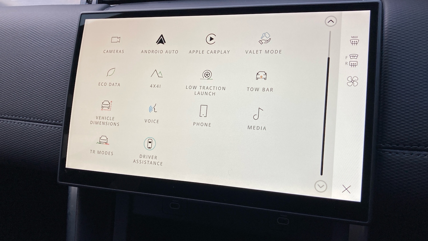 Used Land Rover Discovery Sport 2024 for sale - 76649943: Photo 27