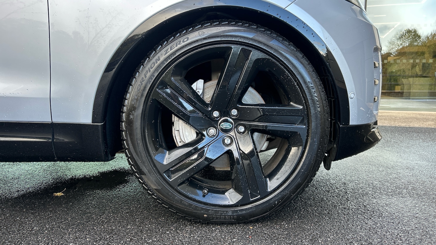 Used Land Rover Discovery 2023 for sale - 77247751: Photo 8