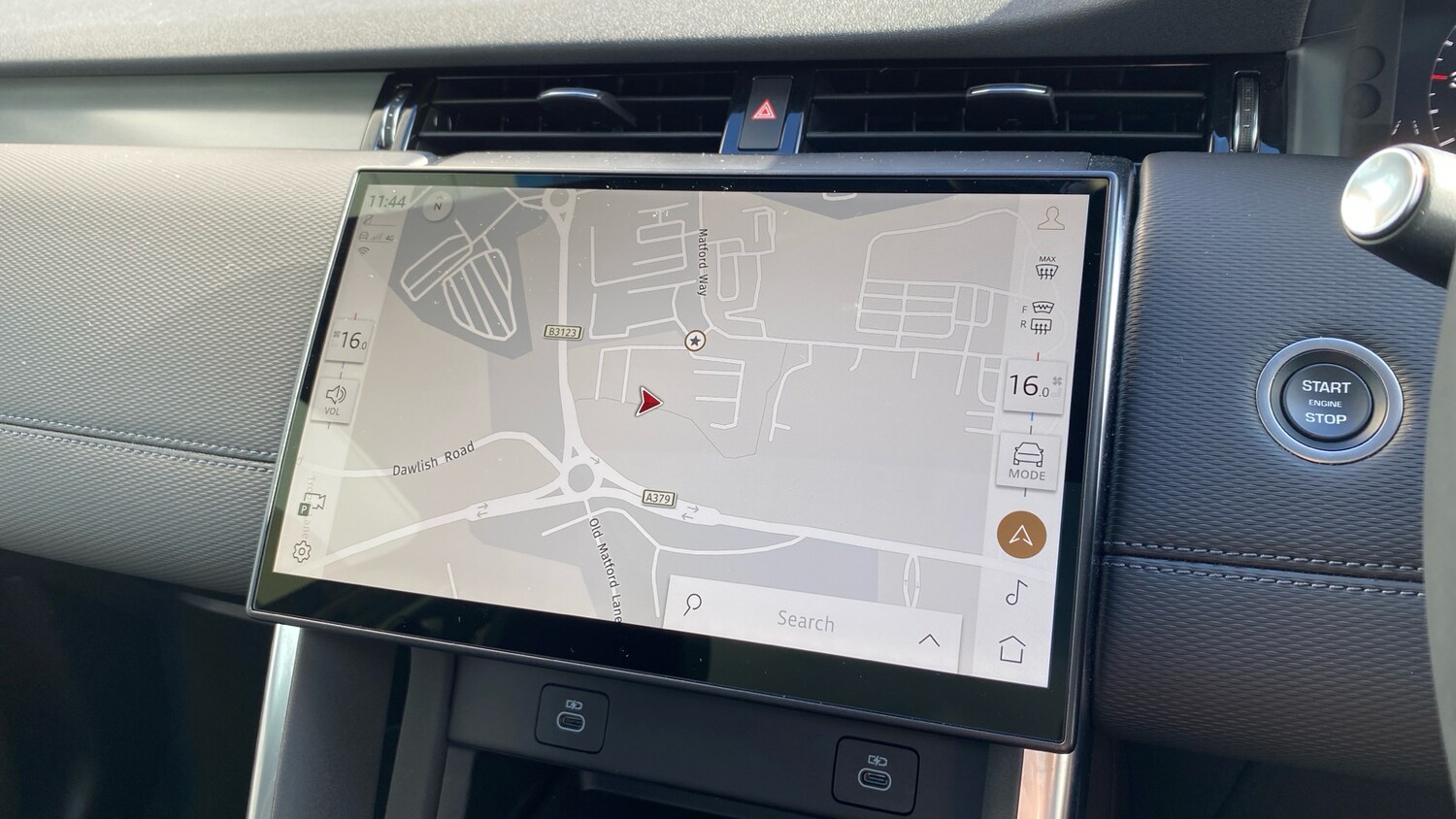 Used Land Rover Discovery Sport 2025 for sale - 76299253: Photo 11