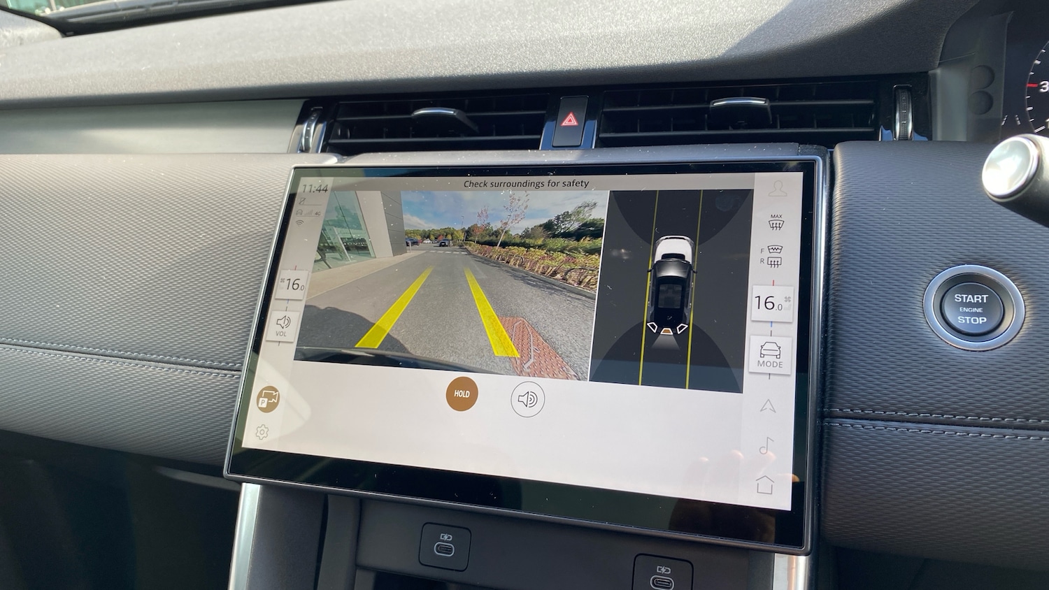 Used Land Rover Discovery Sport 2025 for sale - 76299253: Photo 12