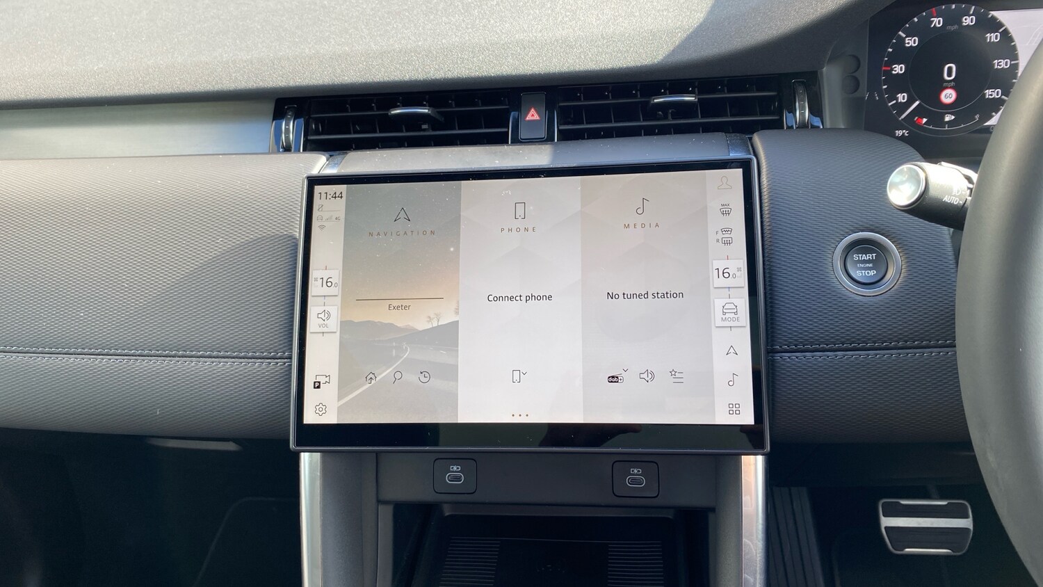 Used Land Rover Discovery Sport 2025 for sale - 76299253: Photo 14