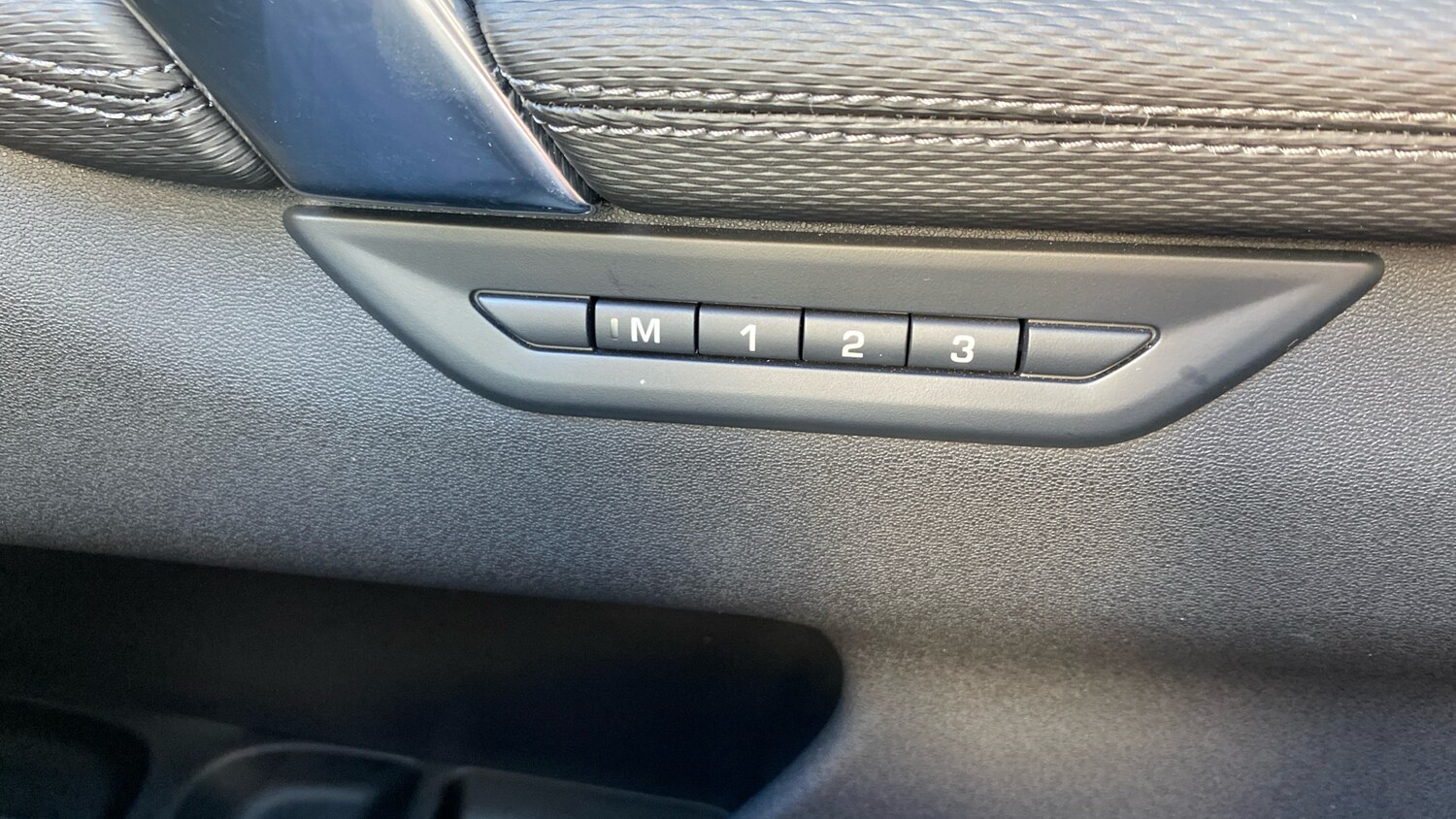 Used Land Rover Discovery Sport 2025 for sale - 76299253: Photo 22