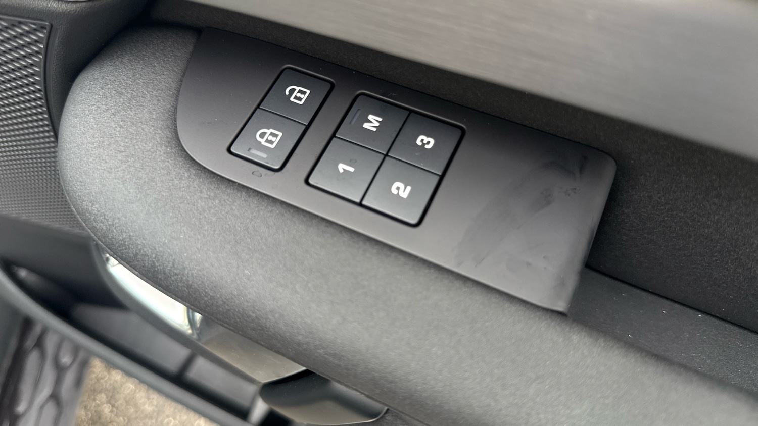 Used Land Rover Discovery 2025 for sale - 78152905: Photo 27